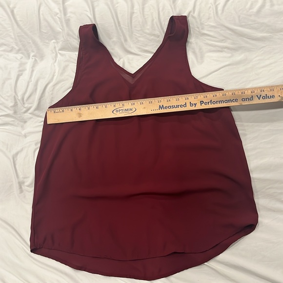 2 Maurice’s XL Tanks - Picture 5 of 9